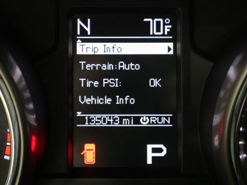 Used 2012 Jeep Grand Cherokee Overland AWD/4WD image 41