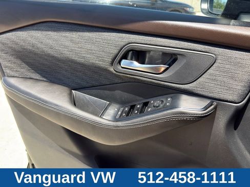 Used 2021 Nissan Rogue SV FWD image 21