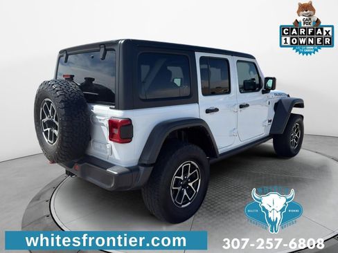 Used 2024 Jeep Wrangler Unlimited Rubicon AWD/4WD image 5