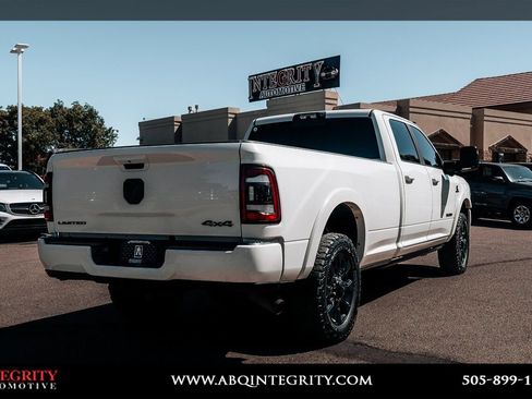 Used 2024 RAM 3500 Limited w/ Night Edition AWD/4WD image 7