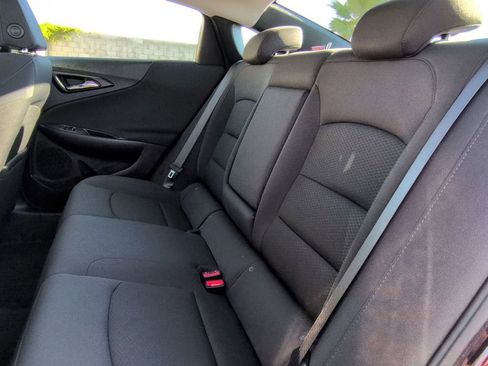 Used 2023 Chevrolet Malibu LT FWD image 29