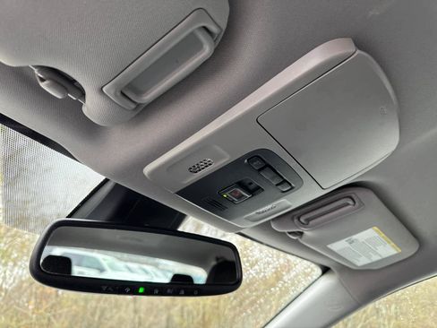 Used 2022 Toyota Camry XSE w/ Navigation Package image 29