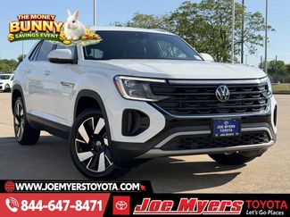 Used 2025 Volkswagen Atlas Cross Sport SE video 1