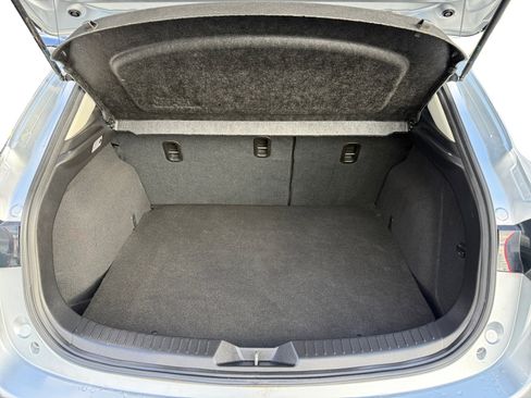 Used 2017 MAZDA MAZDA3 Touring image 17