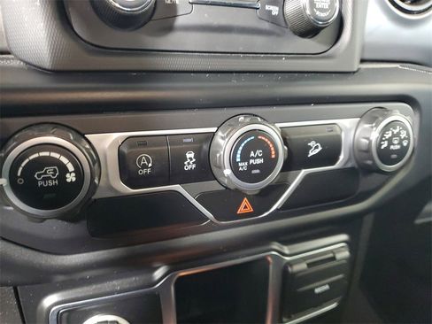 Used 2020 Jeep Wrangler Unlimited Sport image 20