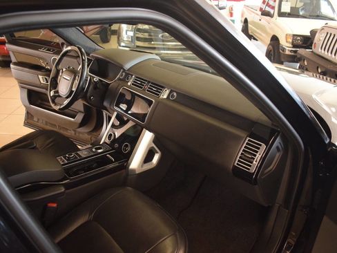 Used 2019 Land Rover Range Rover Long Wheelbase Autobiography image 46
