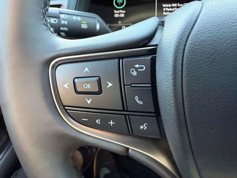 Used 2025 Lexus UX 300h AWD image 27