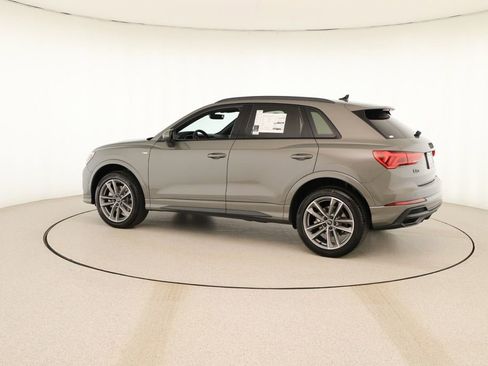 New 2025 Audi Q3 2.0T Premium image 3