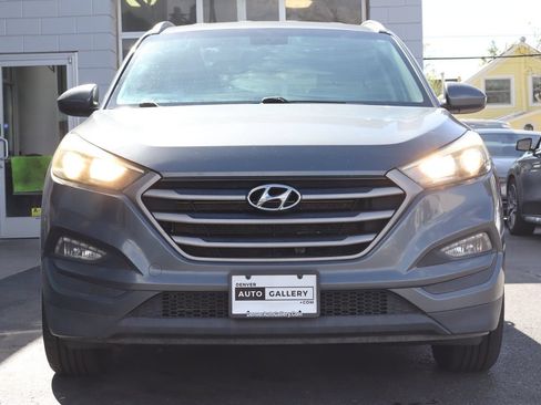 Used 2016 Hyundai Tucson SE w/ Option Group 12 AWD/4WD image 8