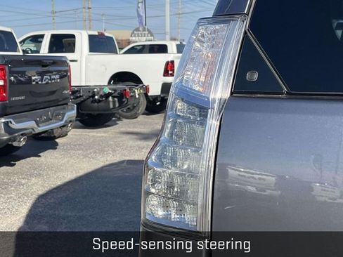 Used 2023 Lexus GX 460 Premium image 10