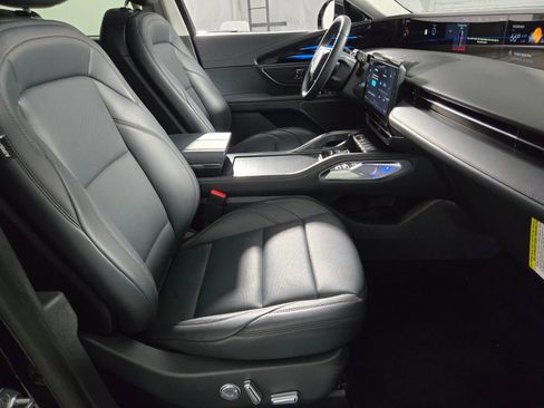 New 2026 Lincoln Nautilus Premier AWD/4WD image 20