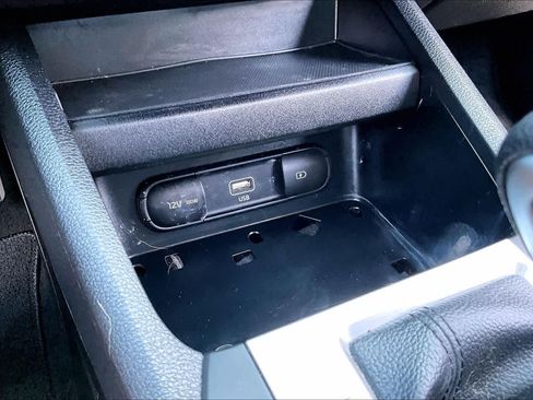 Used 2024 Kia Forte LXS w/ LXS Technology Package FWD image 31