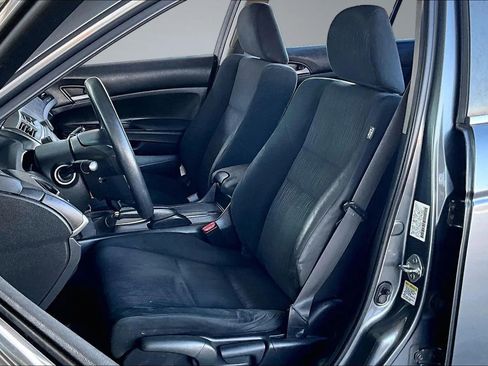 Used 2012 Honda Accord LX image 17