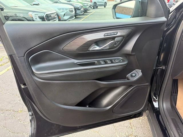 Certified 2024 GMC Terrain SLT w/ Elevation Edition FWD image 11