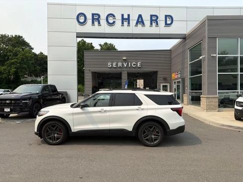 Certified 2025 Ford Explorer ST w/ Sun And Sound Package AWD/4WD image 46