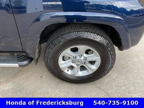 Used 2024 Toyota 4Runner SR5 Premium w/ Moonroof Package AWD/4WD image 13