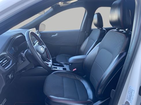 Used 2023 Ford Escape ST-Line Select w/ Tech Pack #2 image 9