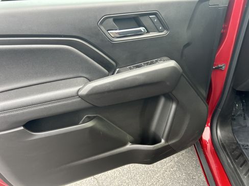 Used 2023 GMC Canyon Elevation w/ Convenience Package AWD/4WD image 25
