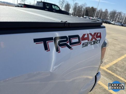 Used 2023 Toyota Tacoma TRD Sport image 7