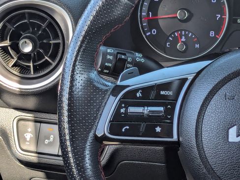 Used 2022 Kia Forte GT image 22