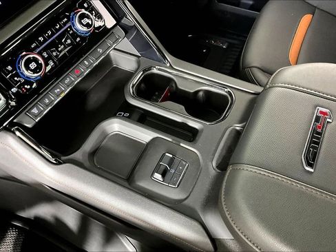 Certified 2025 GMC Sierra 2500 AT4 w/ Max Trailering Package image 18