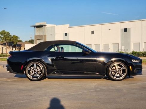 Certified 2025 Ford Mustang Premium image 4