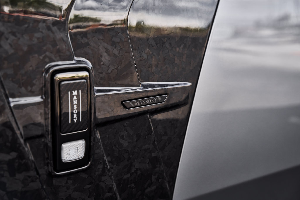 Used 2025 Rolls-Royce Spectre Black Badge AWD/4WD image 11