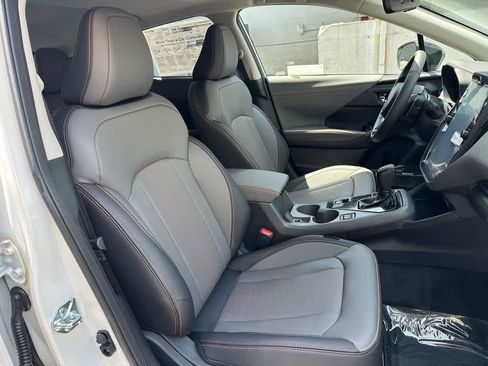 Used 2025 Subaru Crosstrek 2.5i Limited w/ Crosstrek Mirror Package AWD/4WD image 15