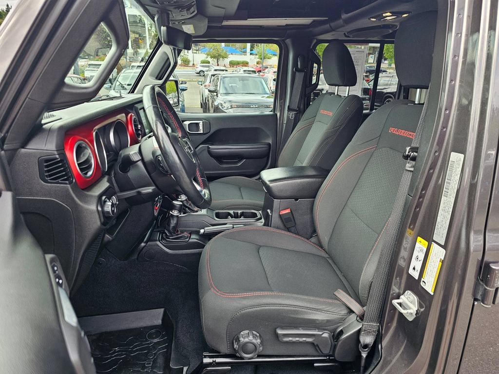 Used 2018 Jeep Wrangler Unlimited Rubicon AWD/4WD image 20