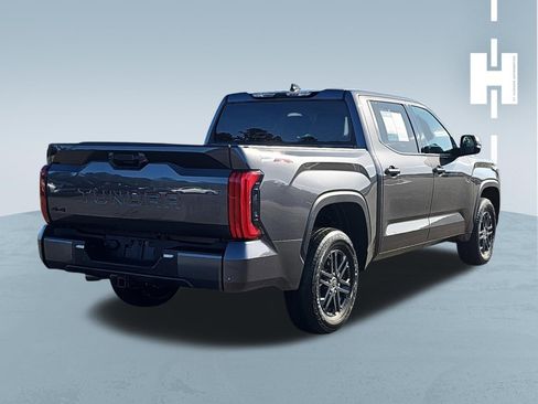 Used 2023 Toyota Tundra SR5 w/ SR5 Convenience Package AWD/4WD image 4