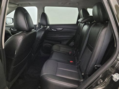 Used 2017 Nissan Rogue SL w/ SL Premium Package FWD image 18