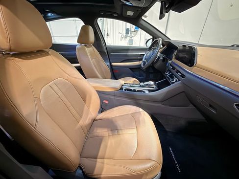 Used 2021 Hyundai Sonata Limited image 32