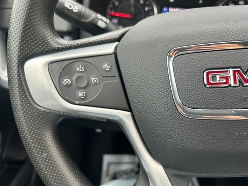 Used 2022 GMC Terrain SLE w/ Driver Convenience Package image 23