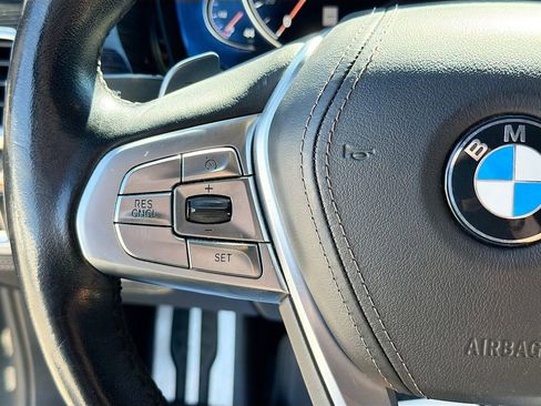 Used 2019 BMW 750i xDrive w/ M Sport Package image 40