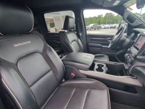 Used 2022 RAM 1500 Laramie w/ Sport Appearance Package AWD/4WD image 23