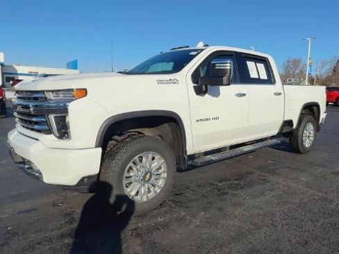 Used 2021 Chevrolet Silverado 2500 High Country w/ Z71 Off-Road Package image 4