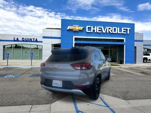 Used 2023 Chevrolet TrailBlazer LT FWD image 7