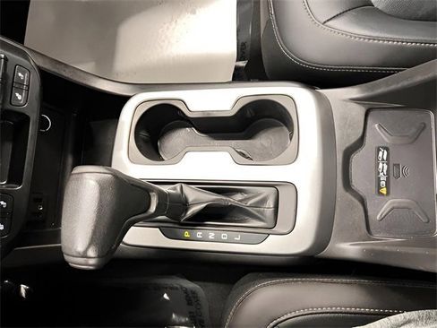 Used 2019 Chevrolet Colorado ZR2 w/ ZR2 Midnight Special Edition image 29