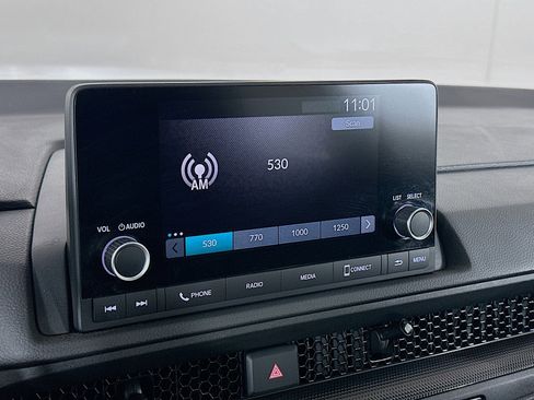 Used 2025 Honda CR-V LX image 21