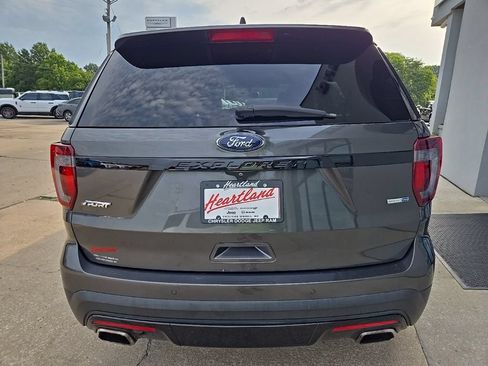 Used 2017 Ford Explorer Sport w/ Equipment Group 401A AWD/4WD image 9