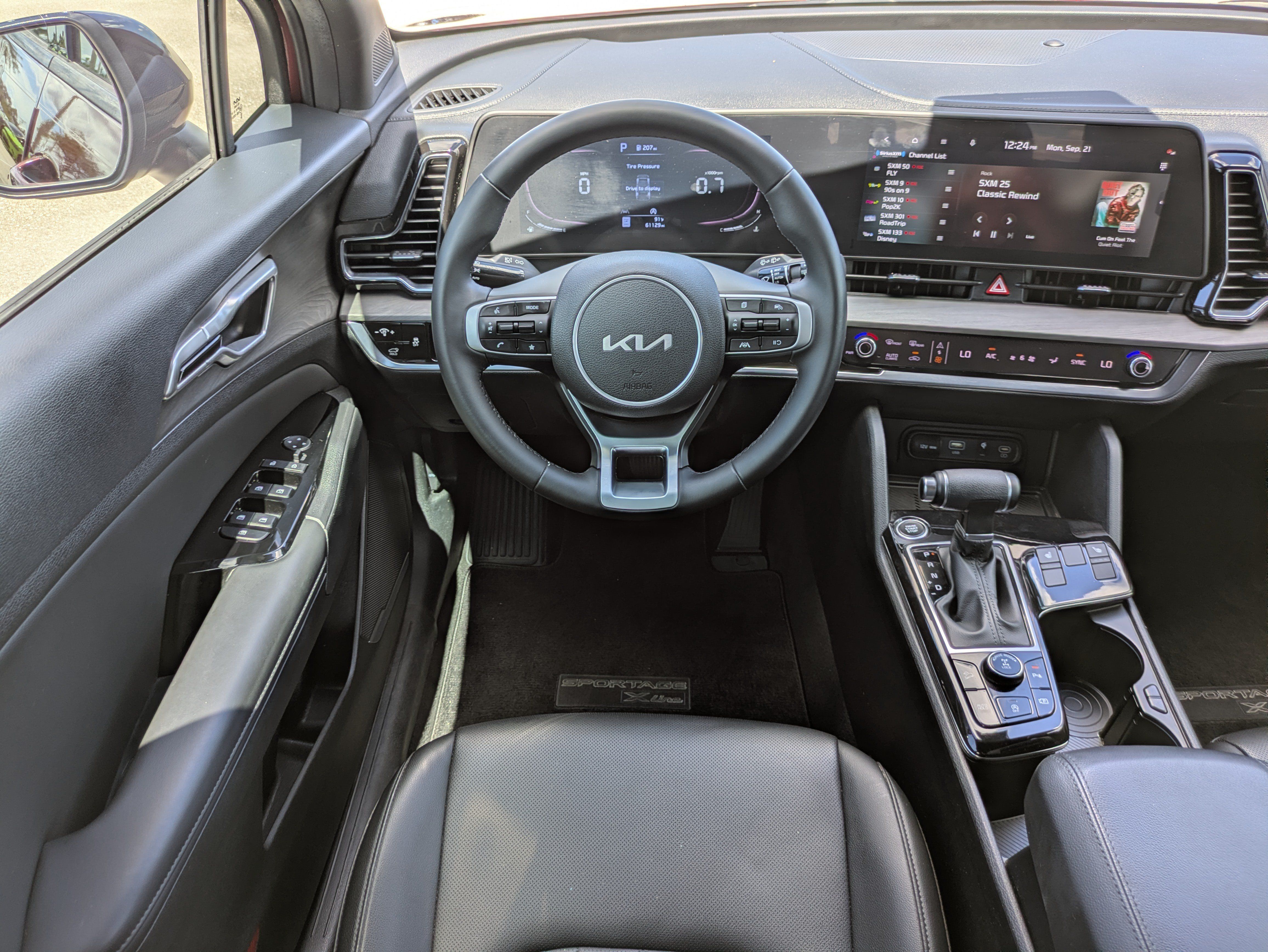 Certified 2023 Kia Sportage X-Line w/ X-Line Premium Package AWD/4WD image 16