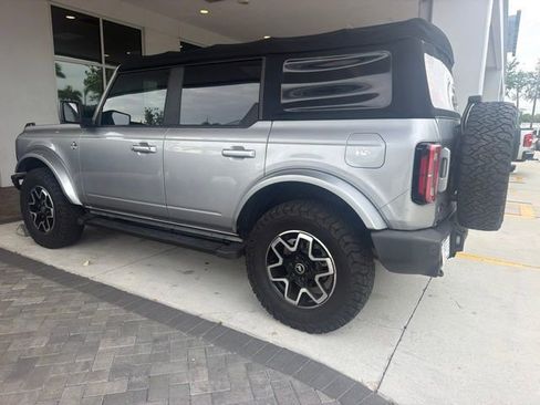 Used 2021 Ford Bronco Outer Banks AWD/4WD image 6