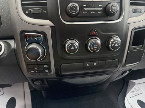 Used 2017 RAM 1500 Express AWD/4WD image 26
