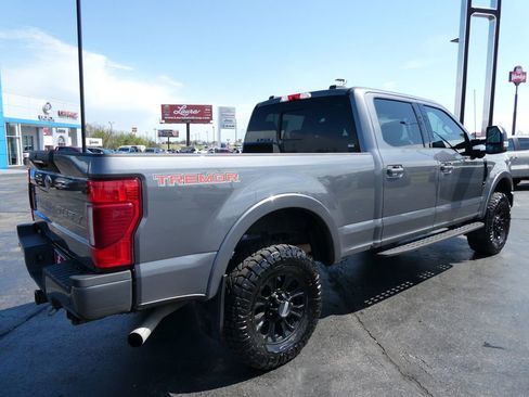 Used 2022 Ford F250 Lariat w/ Tremor Off-Road Package image 5