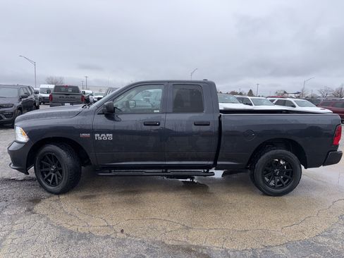 Used 2014 RAM 1500 Express image 10