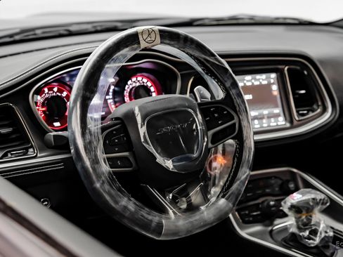 Used 2022 Dodge Challenger SRT Hellcat image 39