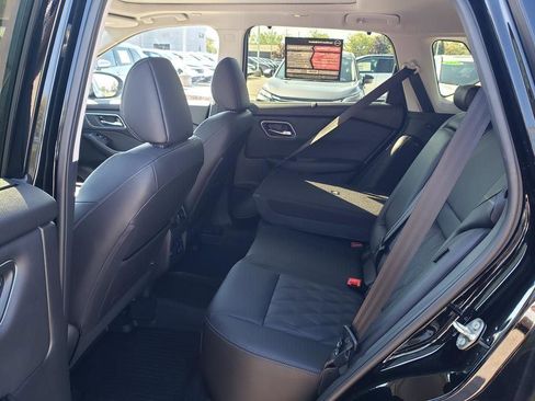 Certified 2025 Nissan Rogue Platinum w/ Platinum Premium Package image 18