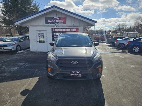 Used 2018 Ford Escape S image 2