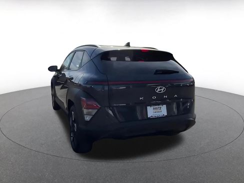 Used 2025 Hyundai Kona SEL image 11