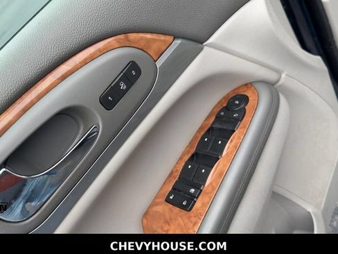 Used 2012 Buick Enclave Leather FWD image 11